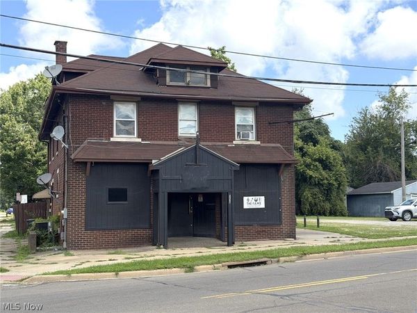 3357 Mahoning Road NE, Canton, OH 44705