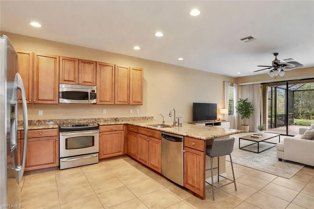 9372 River Otter Dr, Fort Myers, FL 33912 Photo