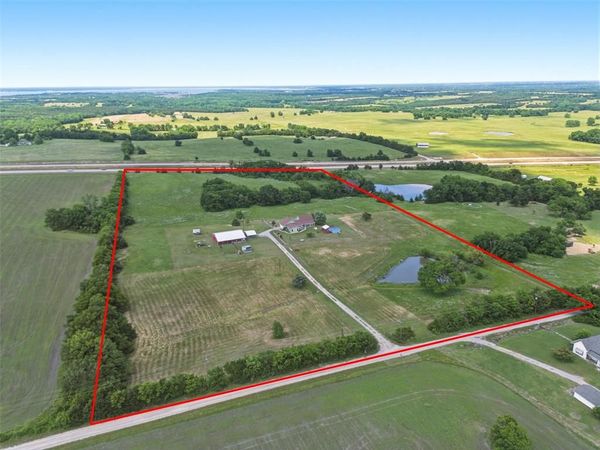 643 CR 2992, Windom, TX 75492