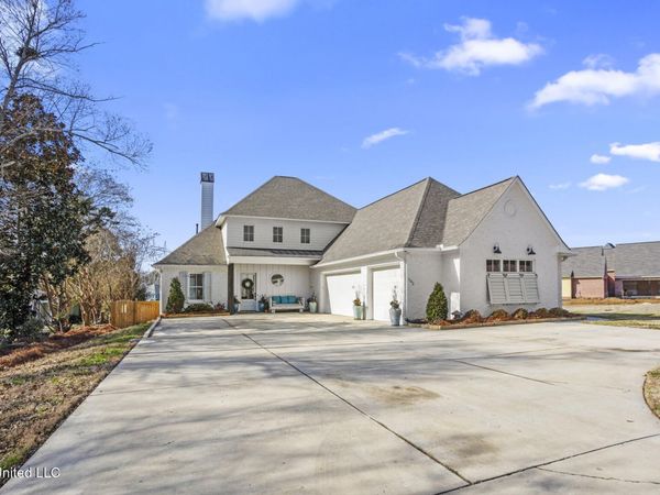 102 Northshore Point, Madison, MS 39110