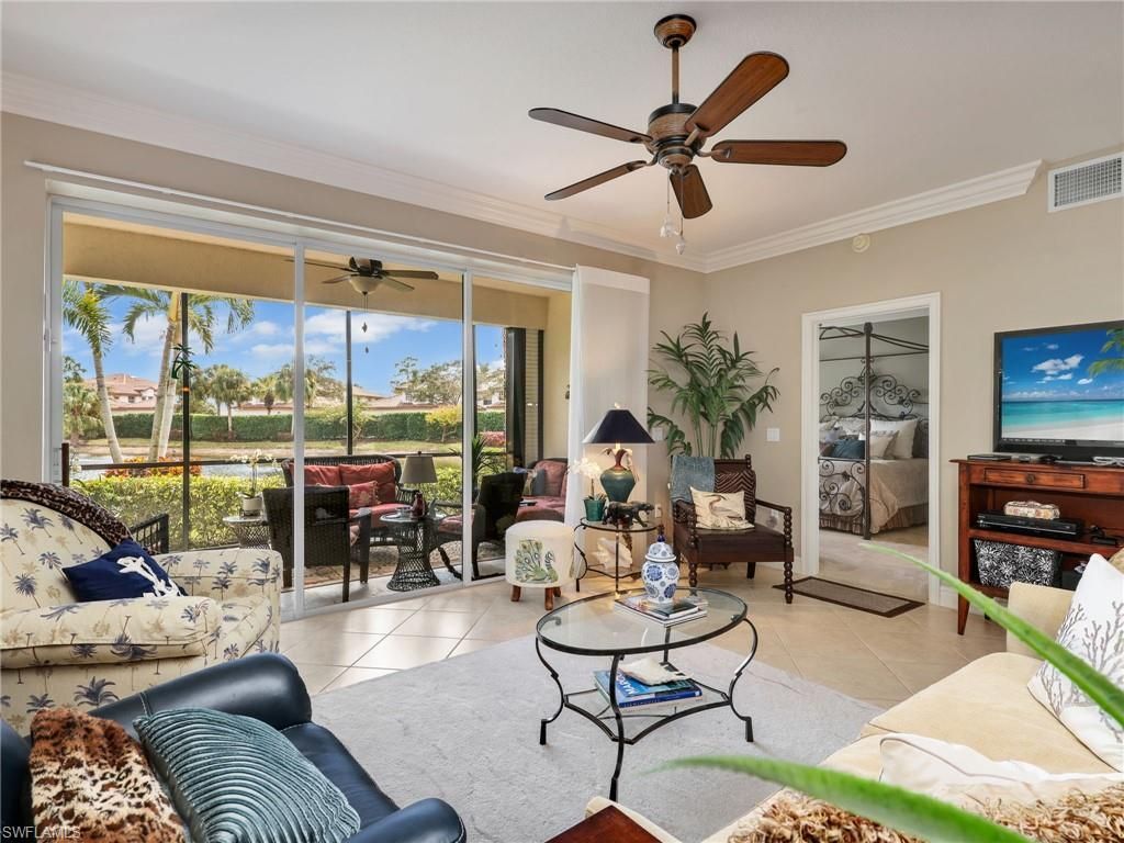 8138 Saratoga Dr, Unit 2201, Naples, FL 34113 Photo