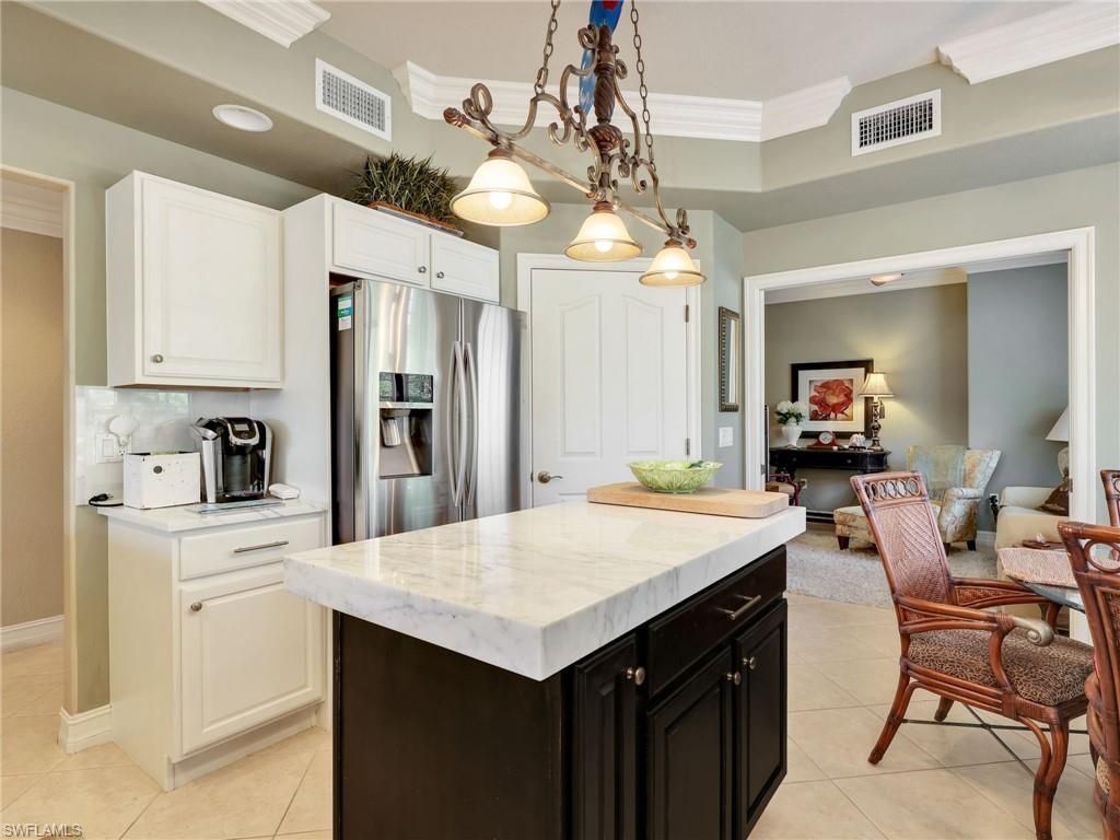 8138 Saratoga Dr, Unit 2201, Naples, FL 34113 Photo