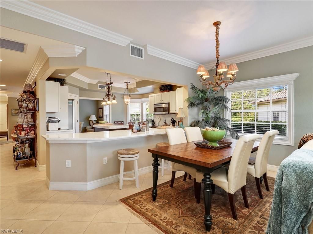 8138 Saratoga Dr, Unit 2201, Naples, FL 34113 Photo