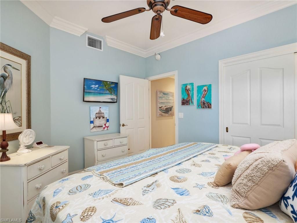 8138 Saratoga Dr, Unit 2201, Naples, FL 34113 Photo