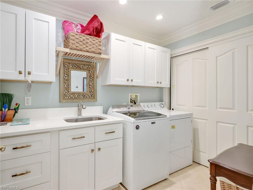 8138 Saratoga Dr, Unit 2201, Naples, FL 34113 Photo