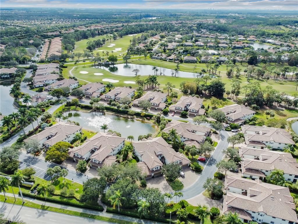 8138 Saratoga Dr, Unit 2201, Naples, FL 34113 Photo