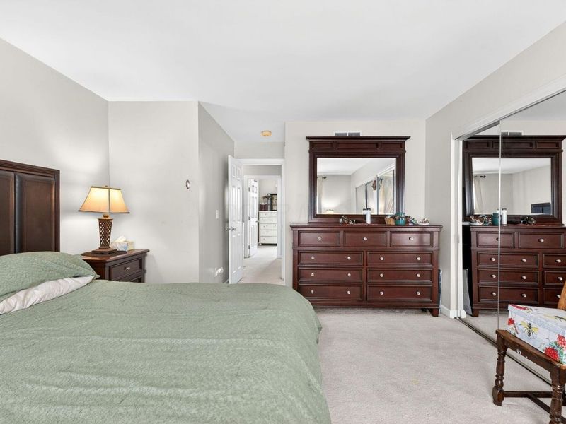 2071 Tamarin Drive, Unit 9C, Columbus, OH 43235 Photo 18