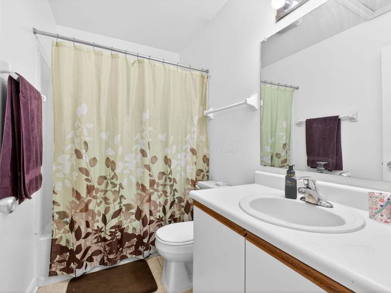 2071 Tamarin Drive, Unit 9C, Columbus, OH 43235 Photo 26