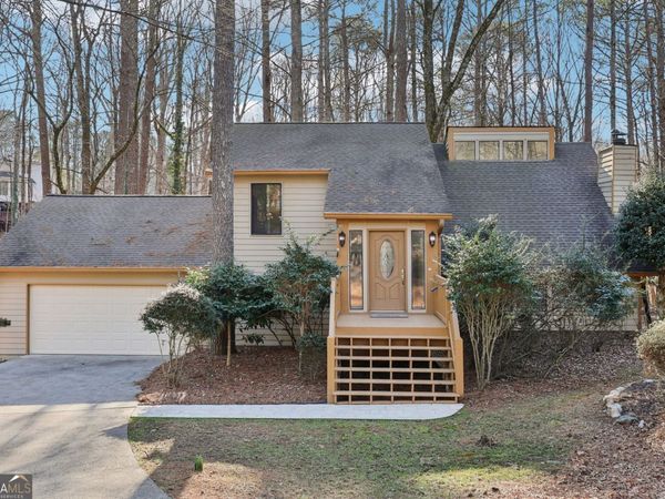 680 Branch Valley Court, Roswell, GA 30076