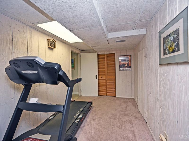 7311 Timberknoll Drive, Sycamore Township, OH 45242 Photo 22