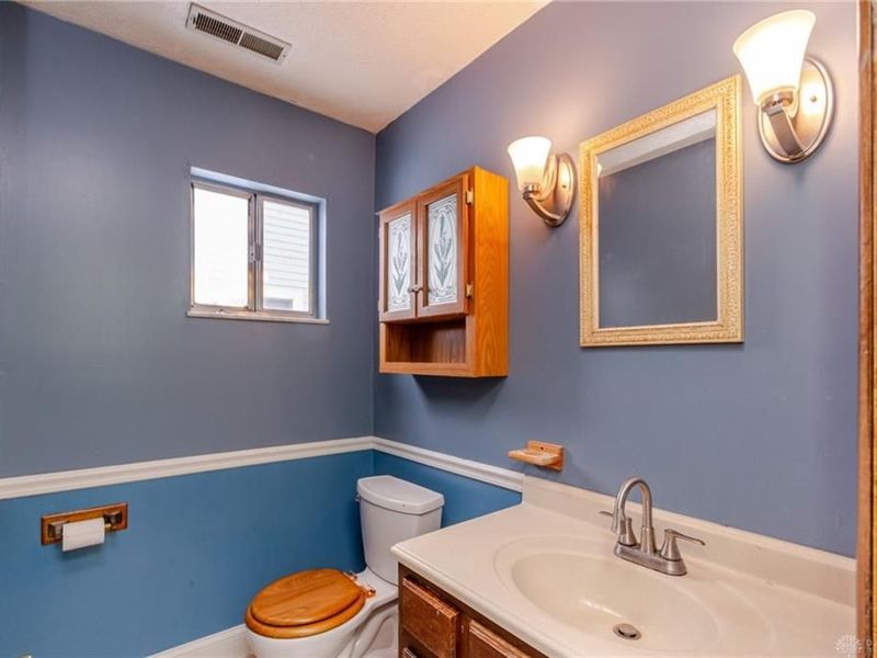 38 Lindway Drive, Fairborn, OH 45324 Photo 11