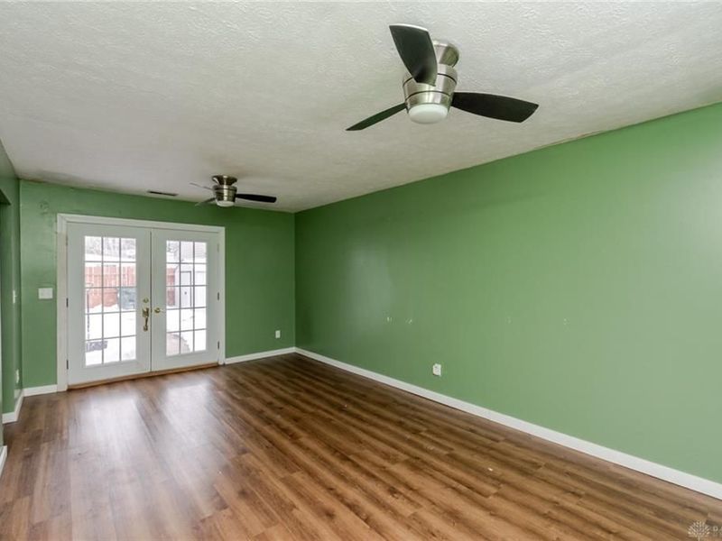 38 Lindway Drive, Fairborn, OH 45324 Photo 9