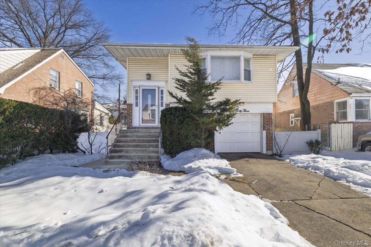 143 Wellington Road, Elmont, NY 11003 Main Photo