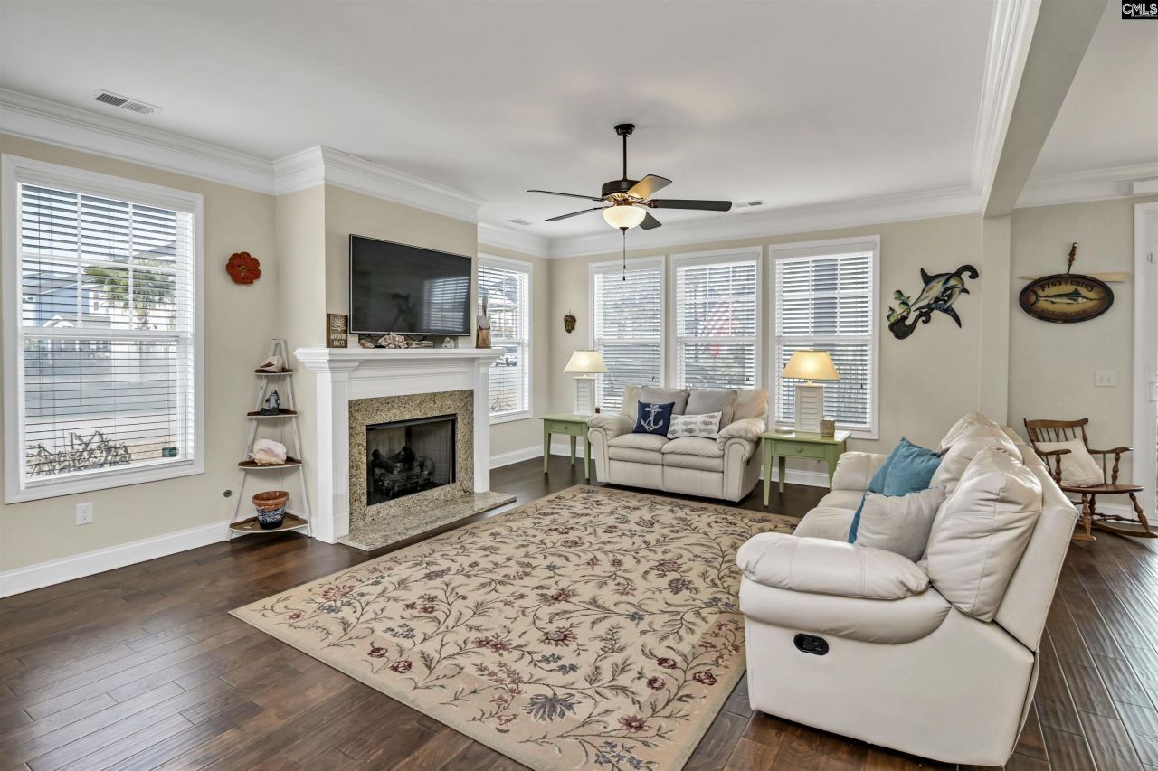 637 Pinnacle Way  Photo 14