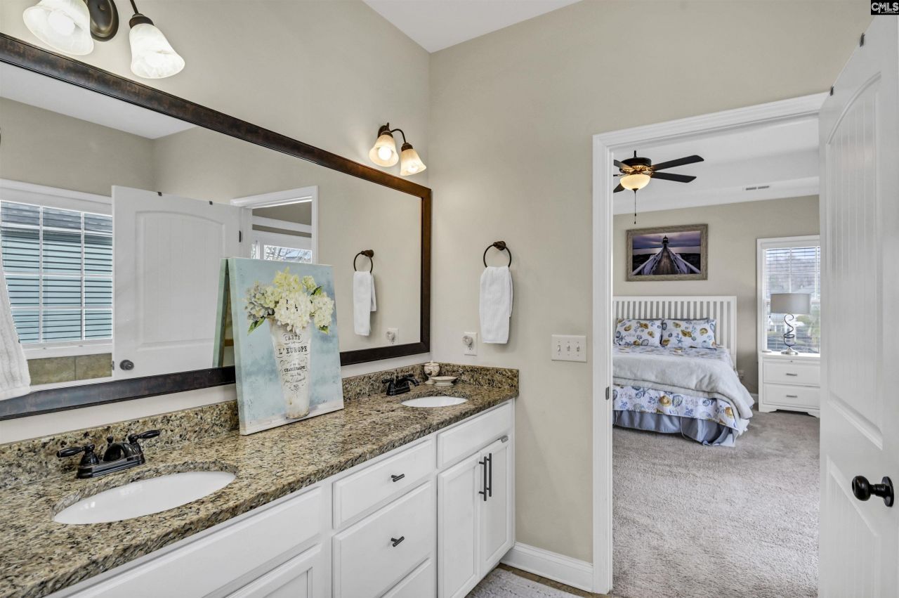 637 Pinnacle Way  Photo 24