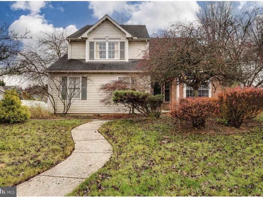 390 Wingspread Drive, Reading, PA 19606 Main Photo