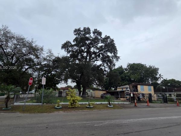 3108 NW 29th St , Miami, FL 33142