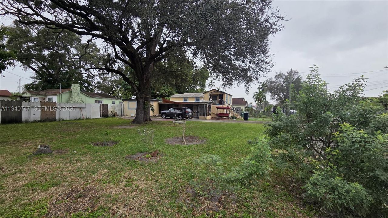 3108 NW 29th St , Miami, FL 33142 Photo