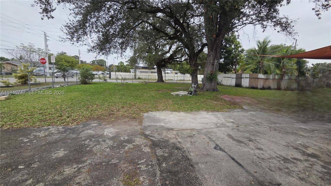 3108 NW 29th St , Miami, FL 33142 Photo