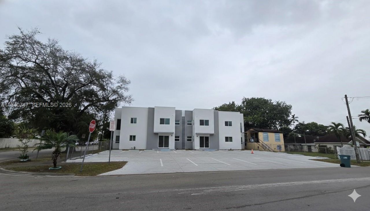 3108 NW 29th St , Miami, FL 33142 Photo