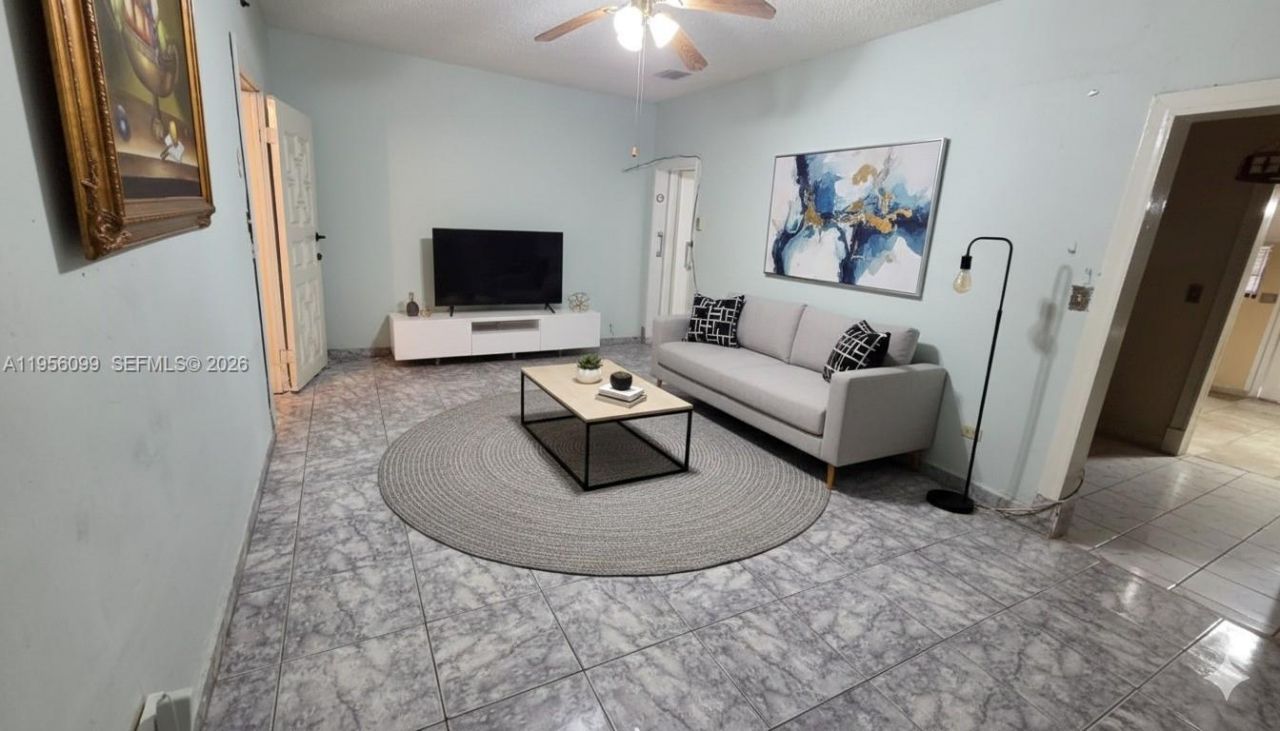 2764 NW 31st St, Miami, FL 33142 Photo