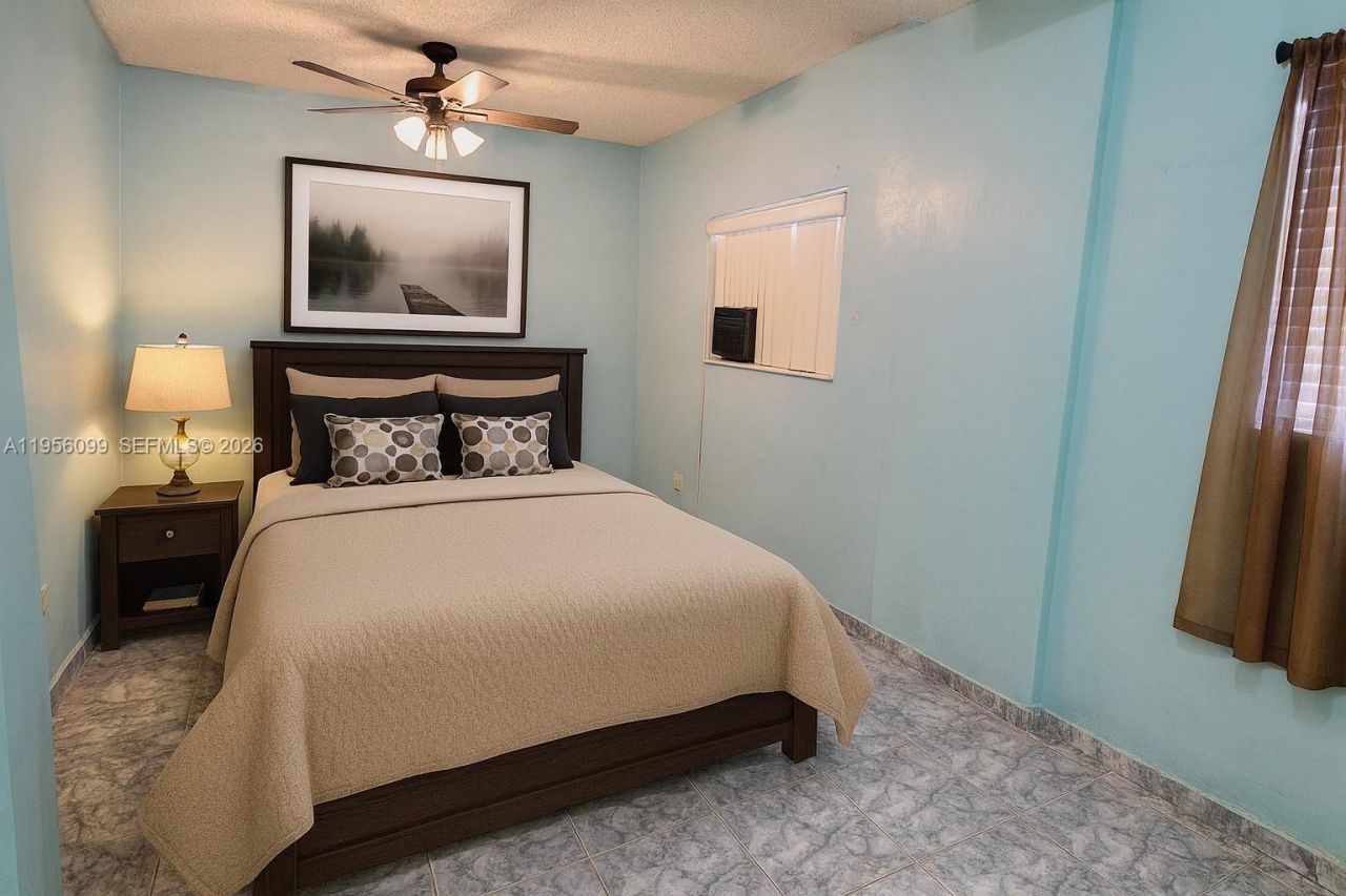 2764 NW 31st St, Miami, FL 33142 Photo