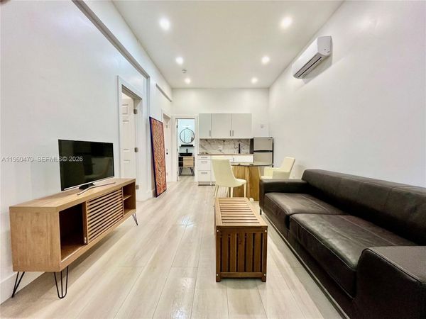 6241 NW Miami Pl, Miami, FL 33150