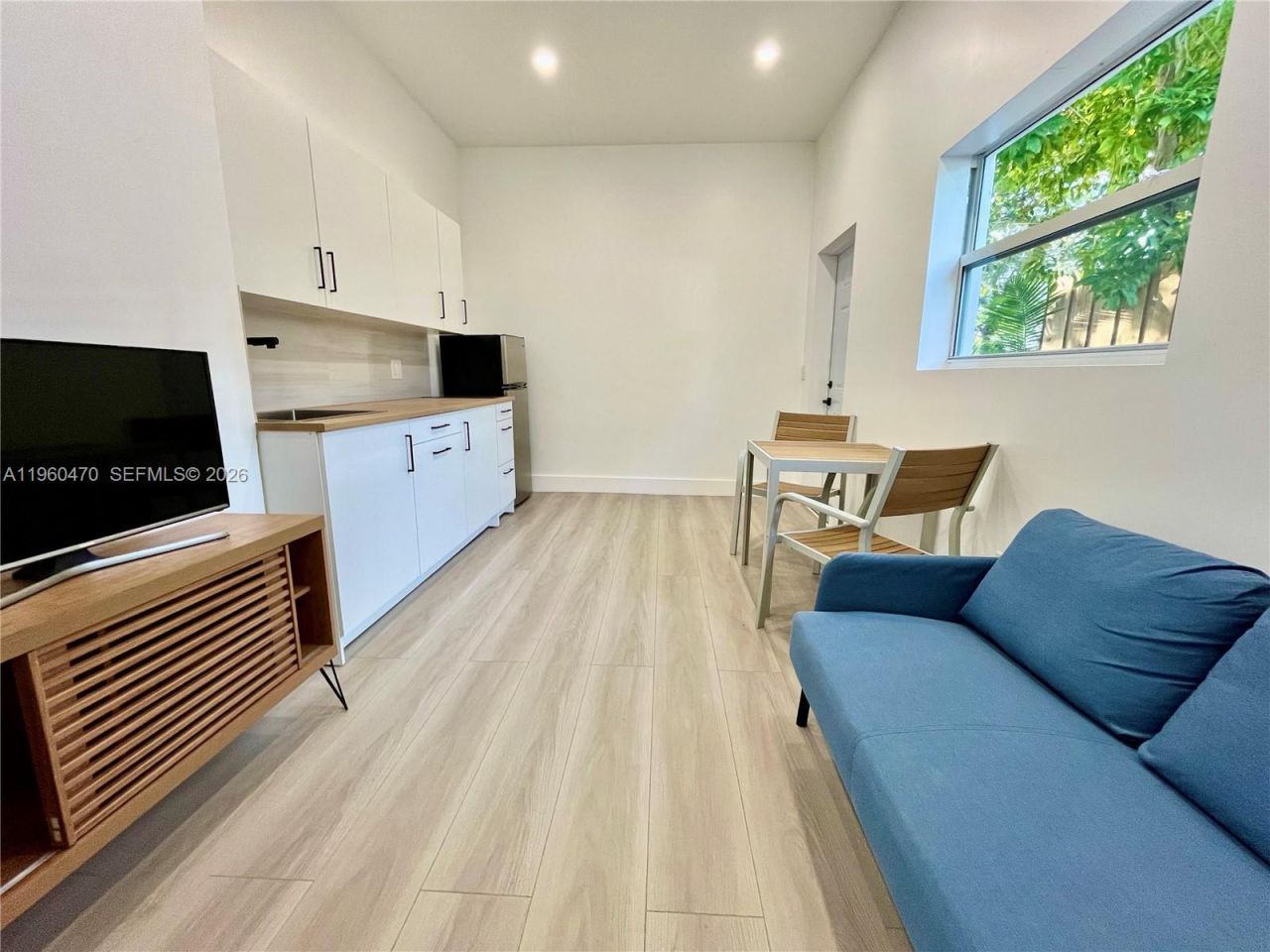 6241 NW Miami Pl, Miami, FL 33150 Photo