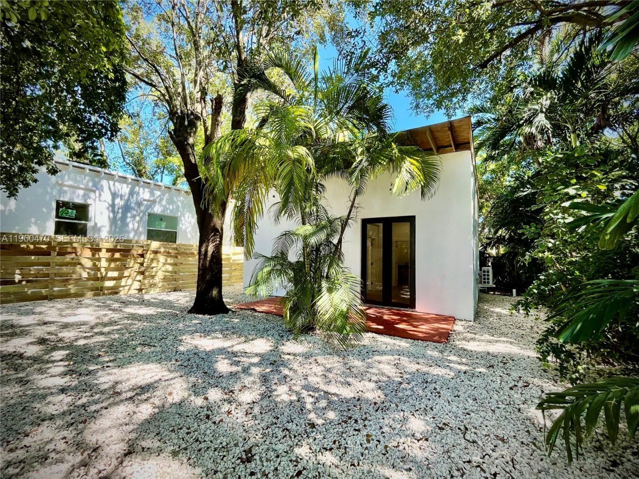 6241 NW Miami Pl, Miami, FL 33150 Photo