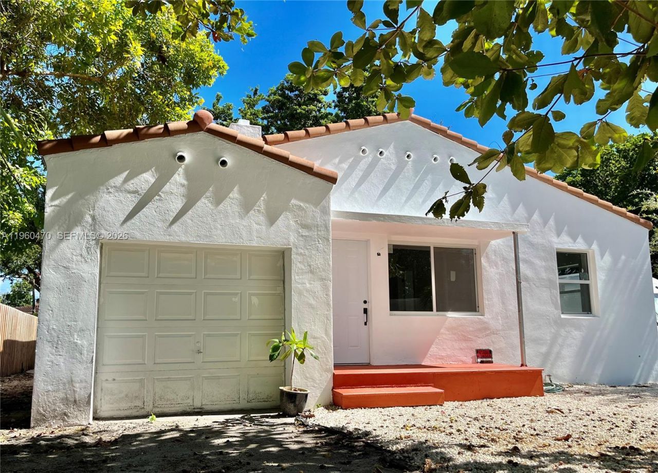 6241 NW Miami Pl, Miami, FL 33150 Photo