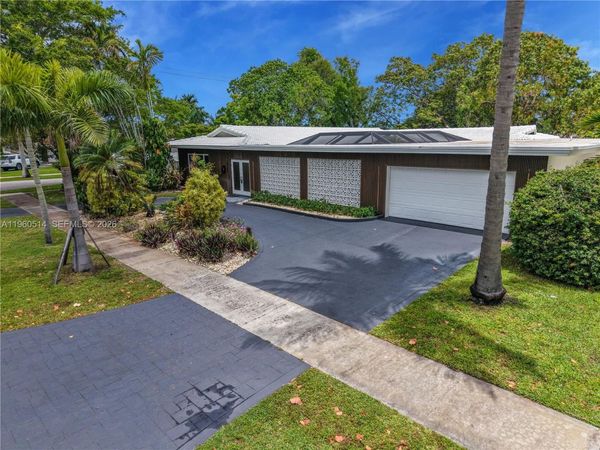 4731 Pierce St, Hollywood, FL 33021