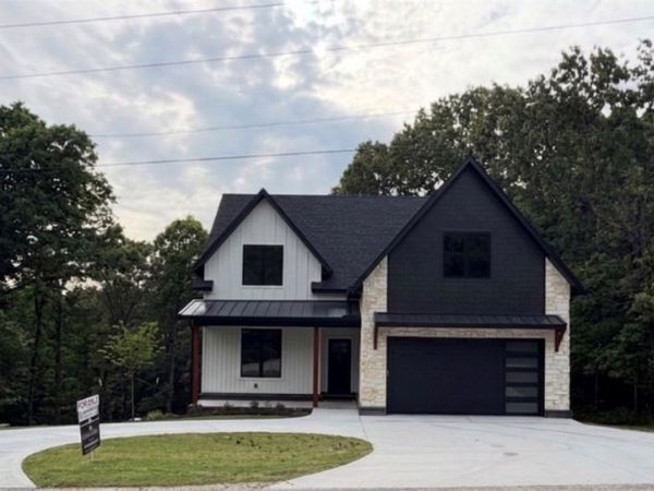 2453 N Double Springs Road, Fayetteville, AR 72704