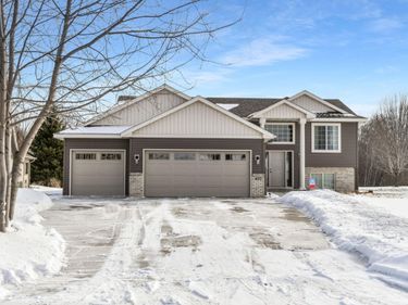 420 21st Avenue N, Sartell, MN 56377