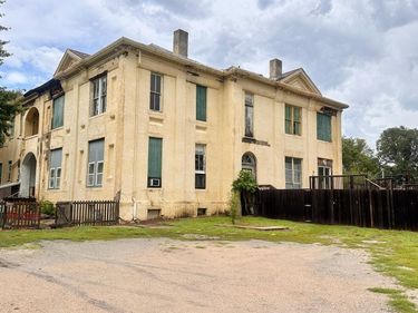 1418 High Street, Beatrice, NE 68310