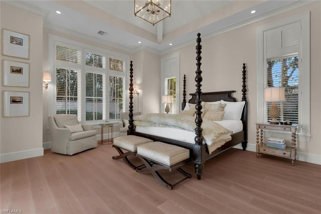 2250 Crayton Rd, Naples, FL 34103 Photo