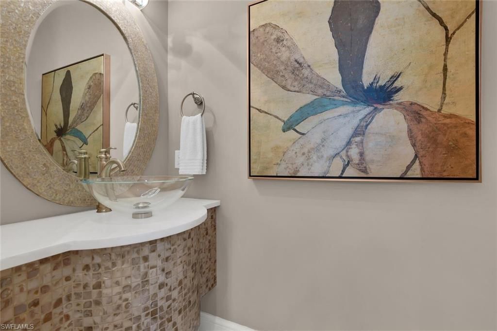 2250 Crayton Rd, Naples, FL 34103 Photo