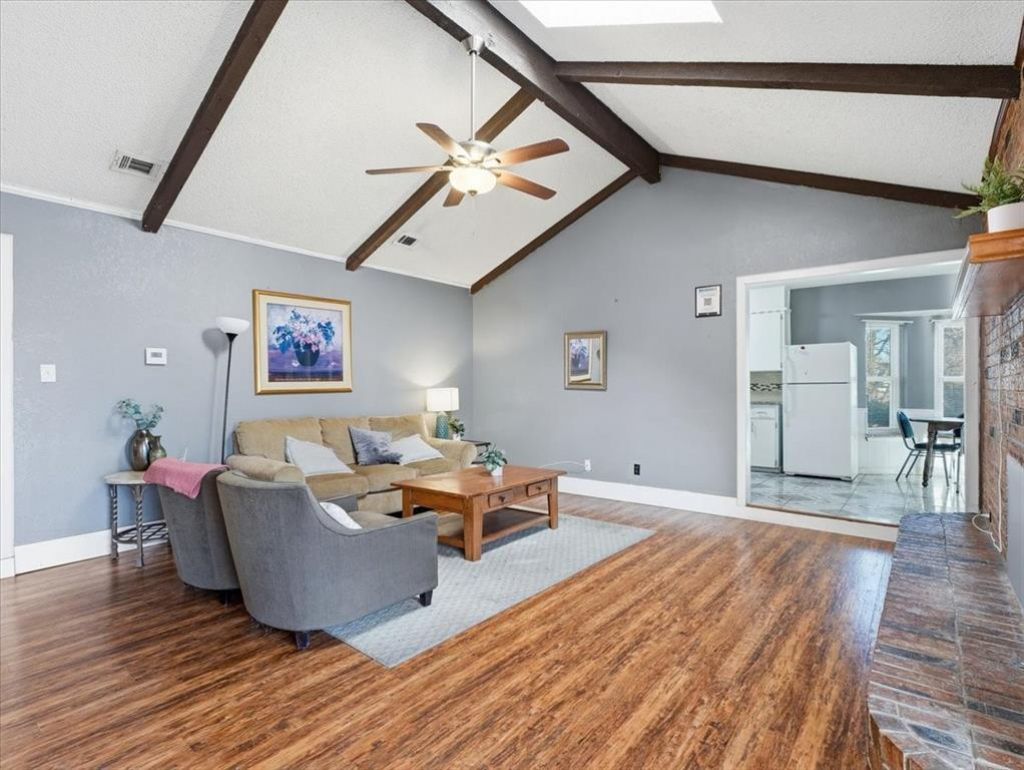 1401 Country Manor Road, Fort Worth, TX 76134 Main Photo