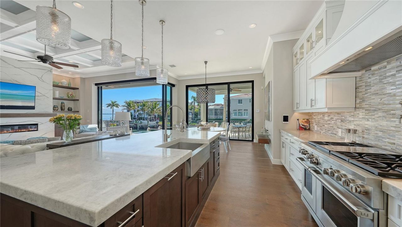 590 Birdie Lane, Longboat Key, FL 34228 Photo