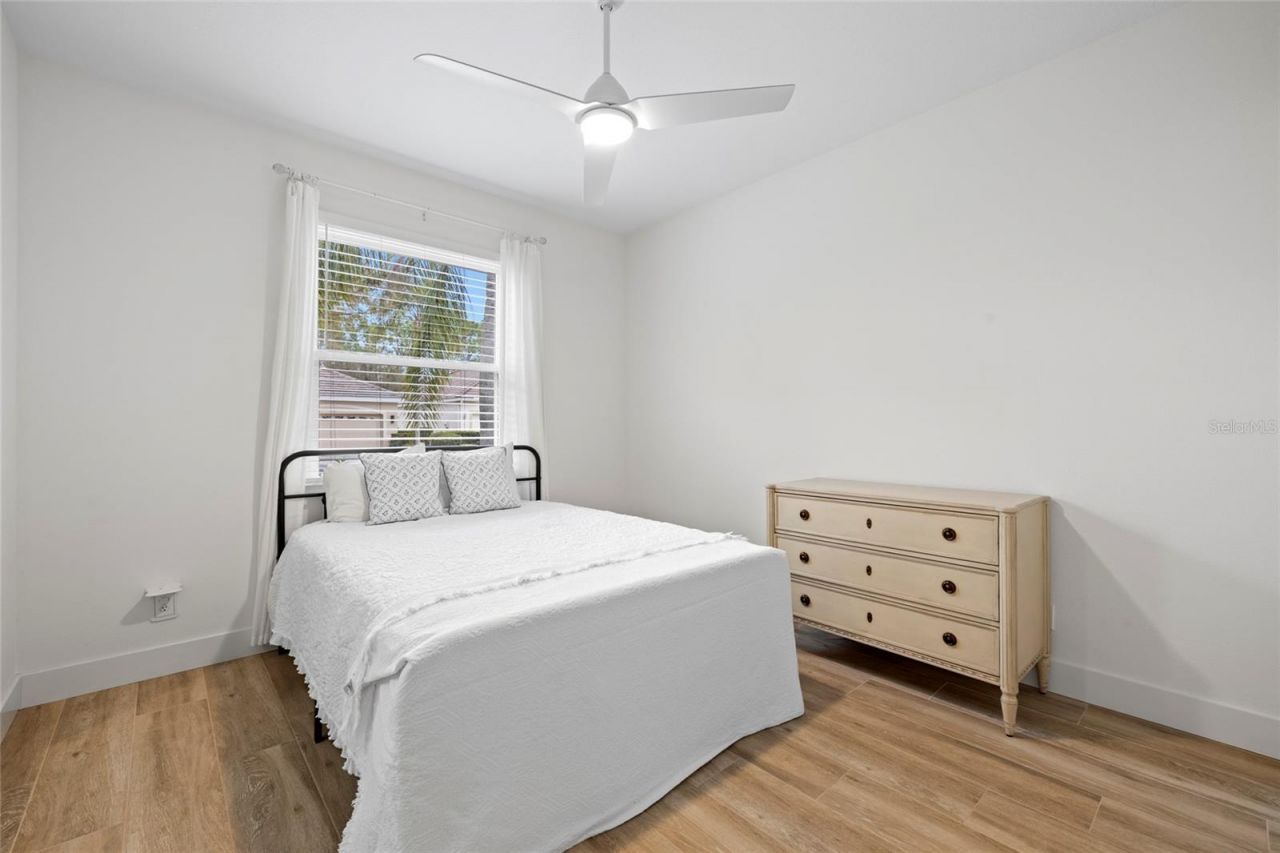 8322 Whispering Woods Court, Bradenton, FL 34202 Photo