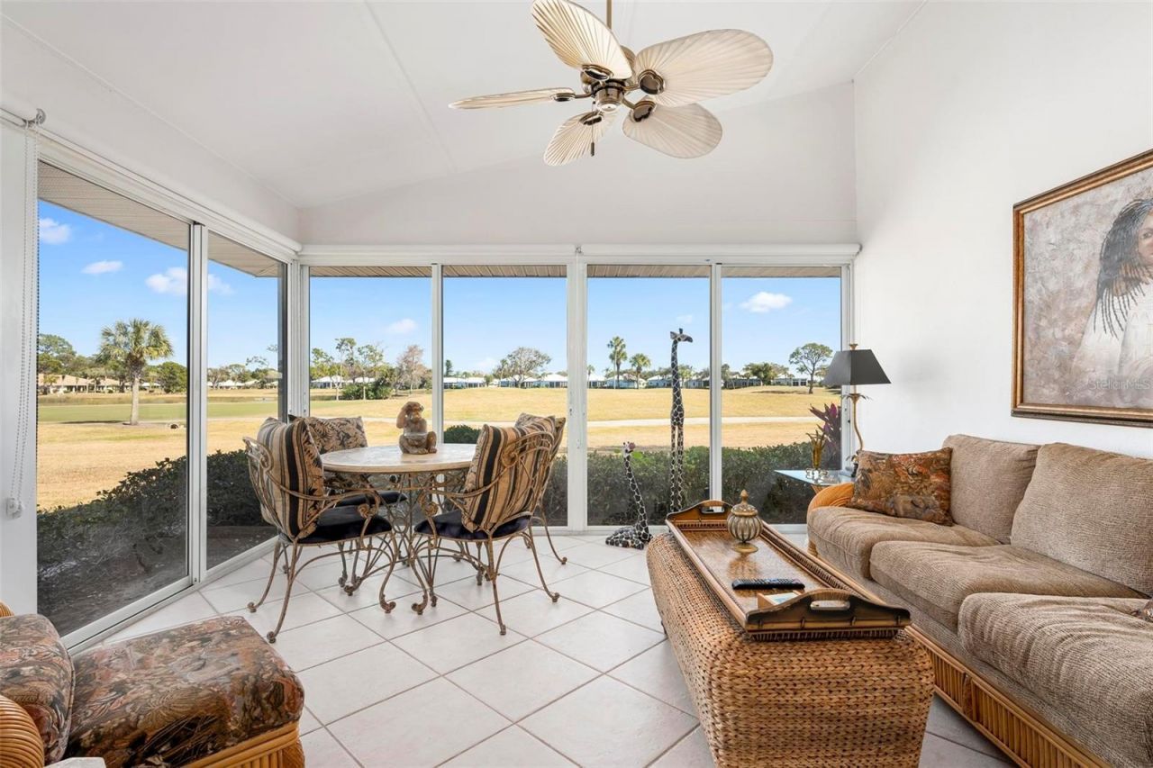 732 Brightside Crescent Drive, Unit 17, Venice, FL 34293 Photo