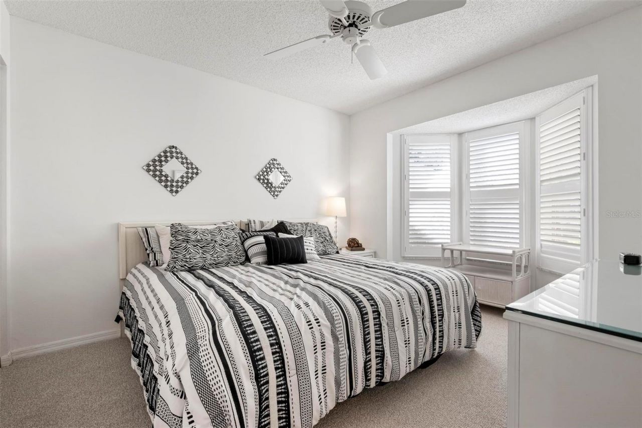 732 Brightside Crescent Drive, Unit 17, Venice, FL 34293 Photo