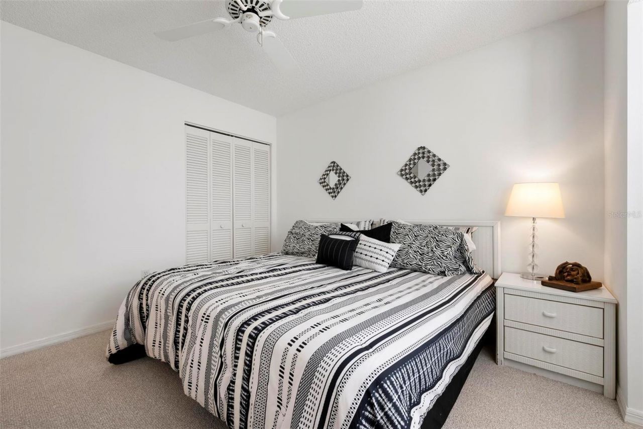 732 Brightside Crescent Drive, Unit 17, Venice, FL 34293 Photo