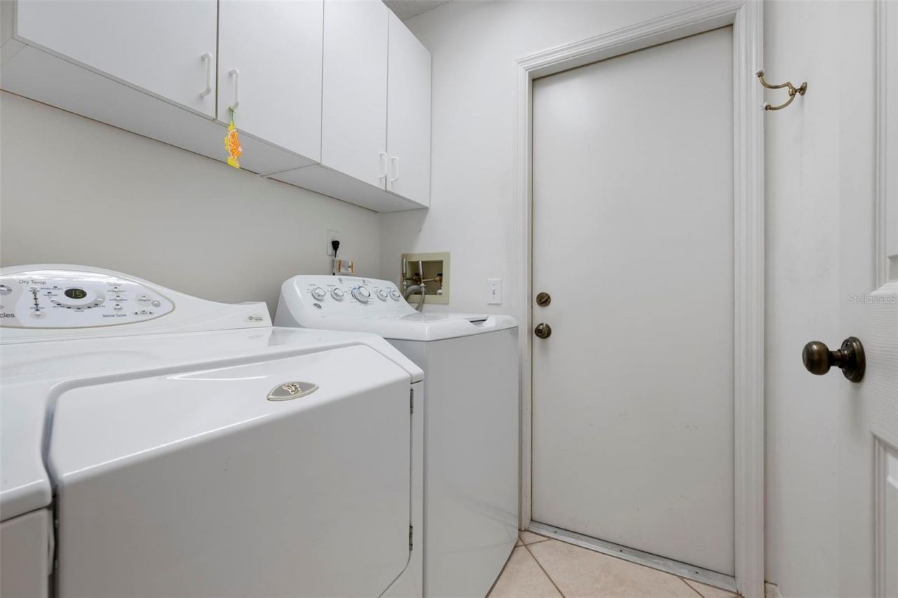 732 Brightside Crescent Drive, Unit 17, Venice, FL 34293 Photo