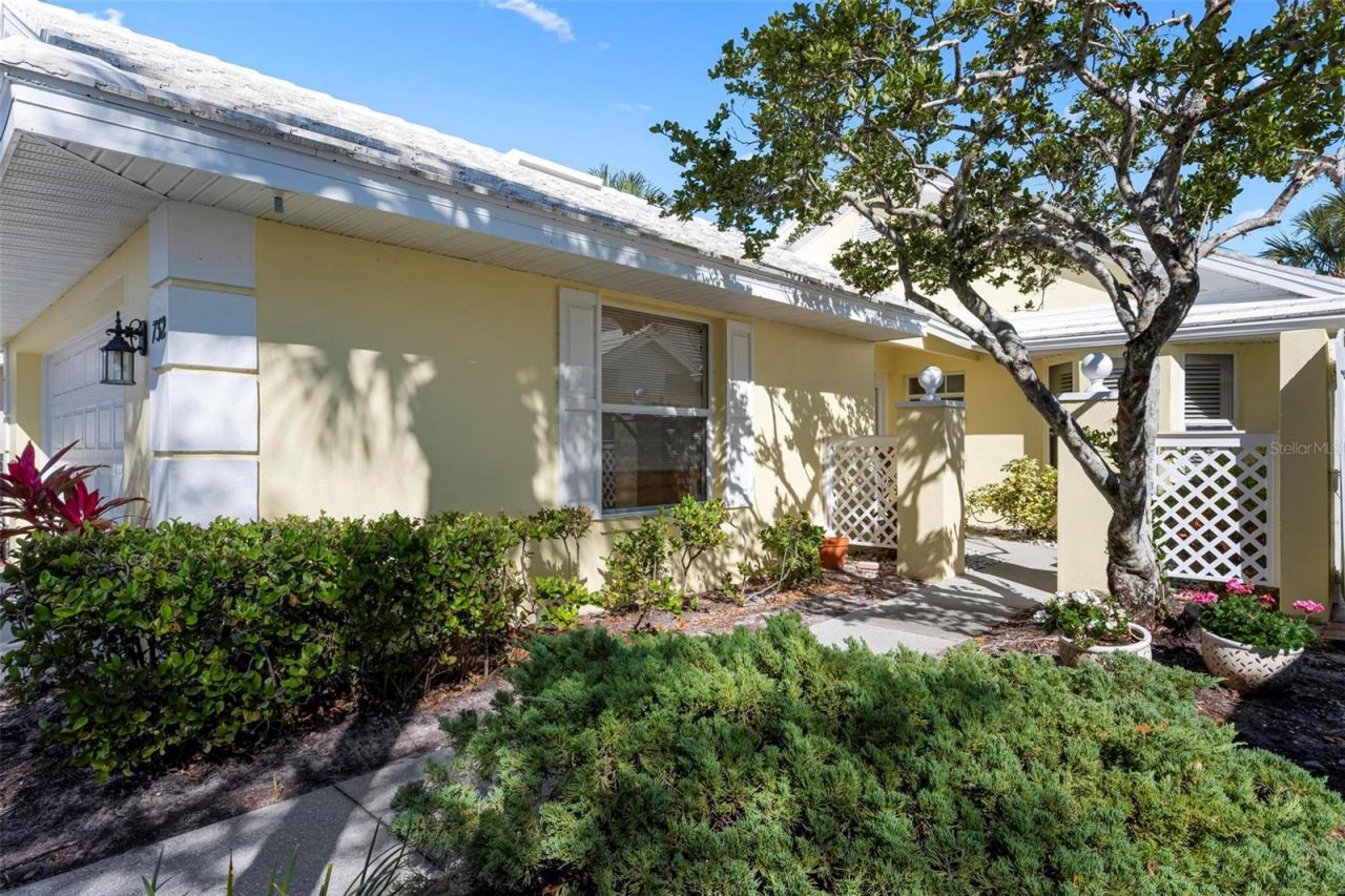732 Brightside Crescent Drive, Unit 17, Venice, FL 34293 Photo