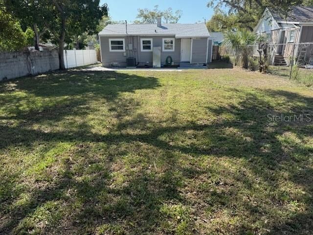 2020 13th Street S, Saint Petersburg, FL 33705 Photo