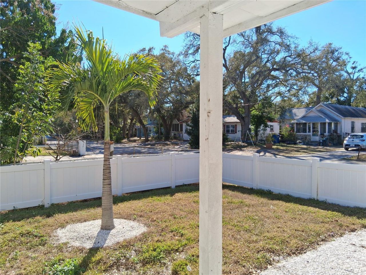 2020 13th Street S, Saint Petersburg, FL 33705 Photo