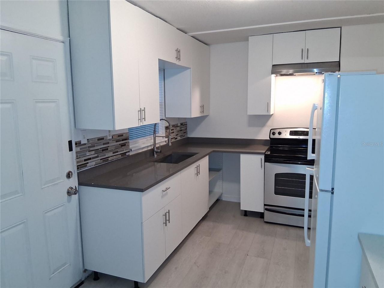 2020 13th Street S, Saint Petersburg, FL 33705 Photo