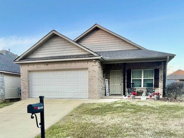 5240 University Gardens Drive, Cottondale, AL 35453