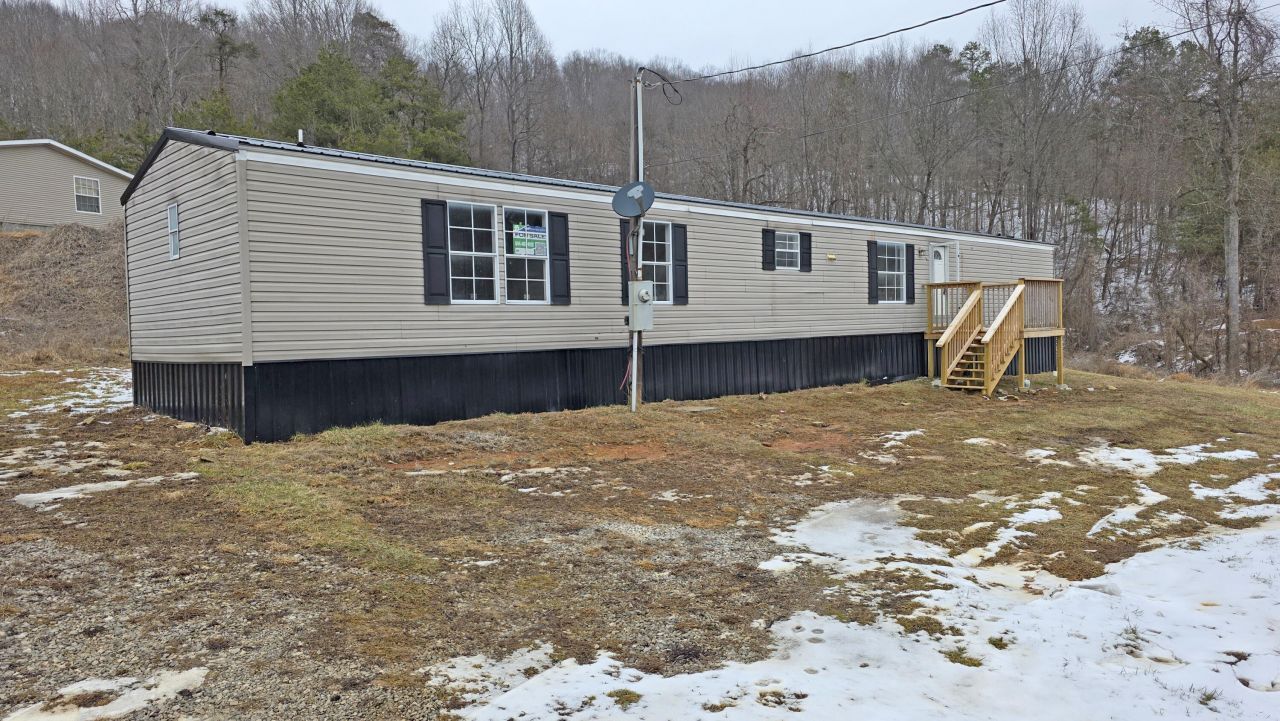 197 Gregory Hines Lane, Barbourville, KY 40906 Main Photo