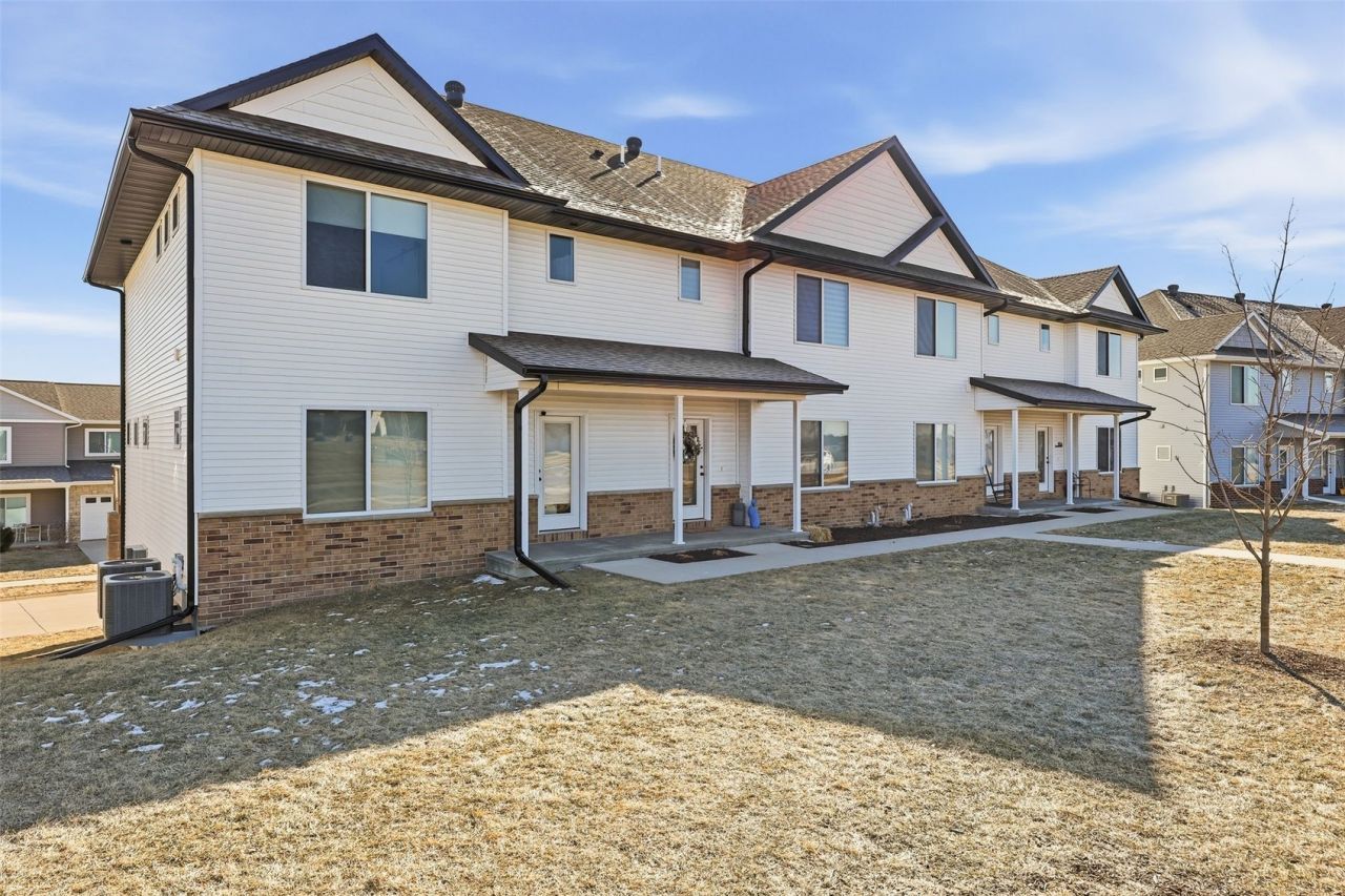 1162 Dahnovan Drive, North Liberty, IA 52317 Main Photo